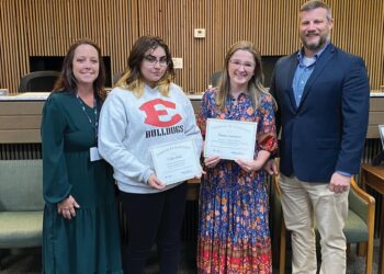 BOE presents awards at November meeting