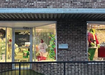 Downtown storefront winners