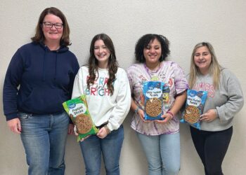 ECI FBLA holds Weekend Blessing Pretzel Drive