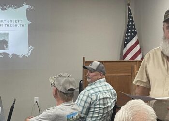 Herron speaks to the Brier Creek Chapter