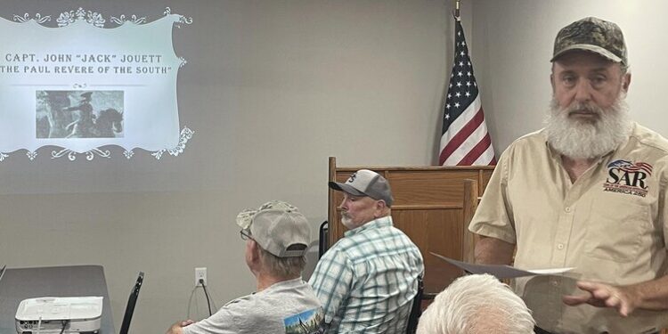 Herron speaks to the Brier Creek Chapter