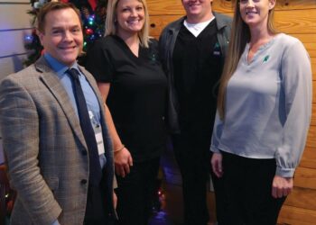 Hunter speaks to Swainsboro Exchange Club