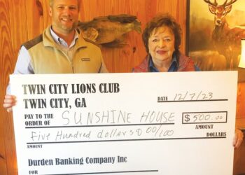 Lions Club donates to Sunshine House