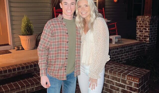 Miss Stevens, Mr. Kea announce engagement