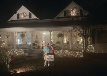 Seedling Garden Club December Yard of the Month