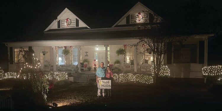 Seedling Garden Club December Yard of the Month