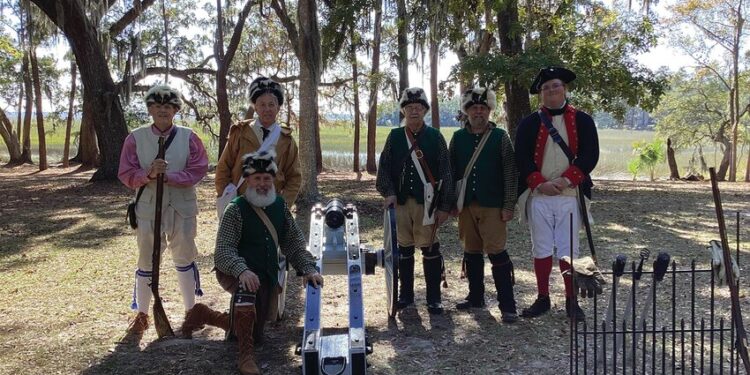 Skunk Brigade attends Fort Morris national event