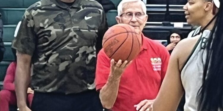 Veterans at the Library attend EGSC games