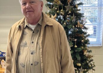 Veterans discuss Wreaths Across America