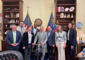 CEO Scott attends policy institute, meets with legislators