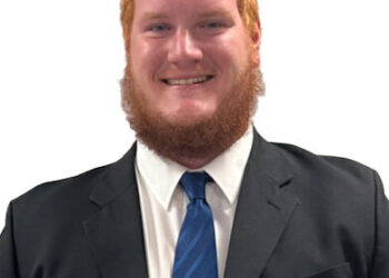 Ellison named to Dean’s List, selected as Coaching Education Student