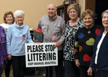 Glad Garden Club gets advice on litter reduction and beautification
