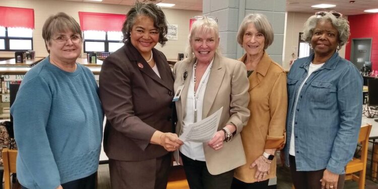 Retired educators meet at Emanuel County Institute