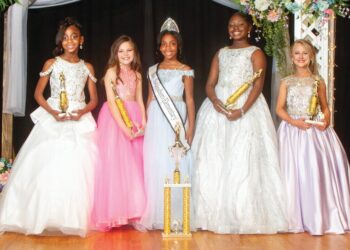 Ashely Williams crowned Miss SES 2024