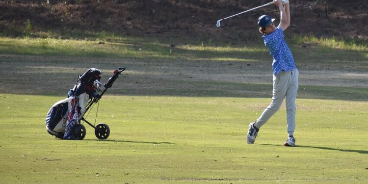 DEA Golf team competes at Edmund Burke