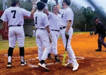 DEA hosts St. Andrews