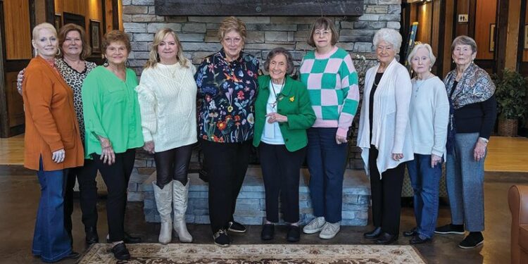 Glad Garden Club greets Spring