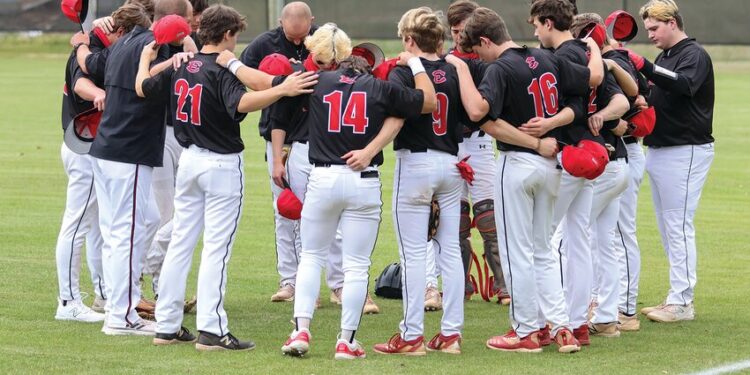 Bulldogs repeat as Region Champions