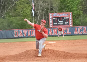 David Emanuel sweeps John Hancock in series