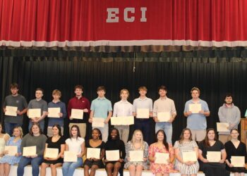 Emanuel County Institute recognizes honor graduates