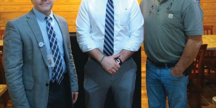 Sherrod speaks to Exchange Club