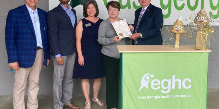 State of Georgia commends East Georgia Healthcare Center for its commitment to Colorectal Cancer Screening
EGHC joins Georgia CORE and partners in urging Southeast Georgians to “Stay ahead of Colon Cancer”