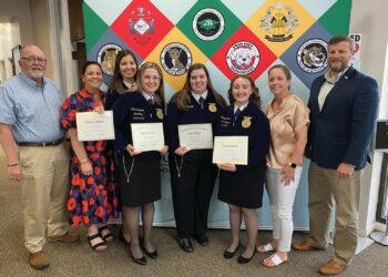 BOE holds monthly meeting