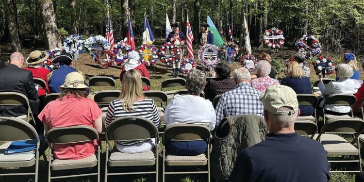 Brier Creek Artillery attends Patriot Grave Marking