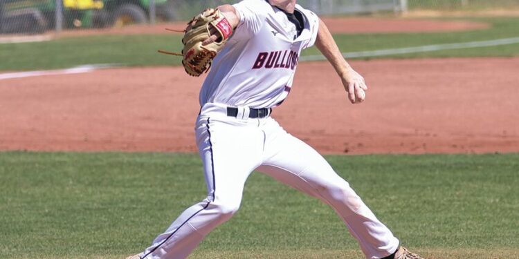 Bulldogs sweep Rebels