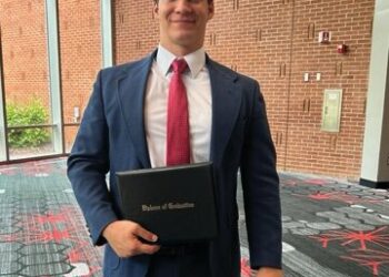 Proctor graduates from banking school