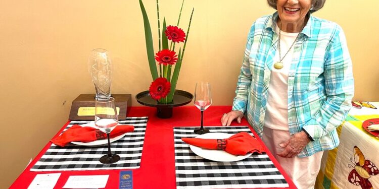 Seedling Garden Club announces flower show results