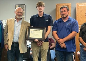 Council questions Administrator and Attorney