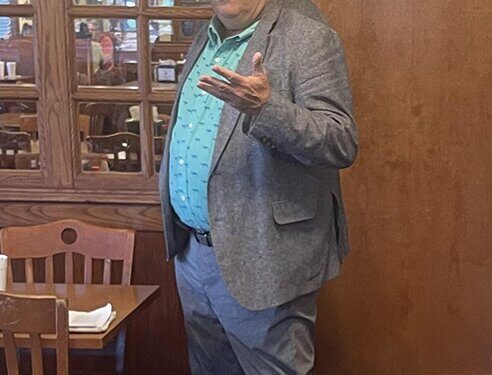 Daughtry speaks to Mill Creek