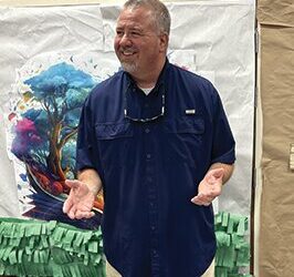 Hattaway speaks to the Veterans