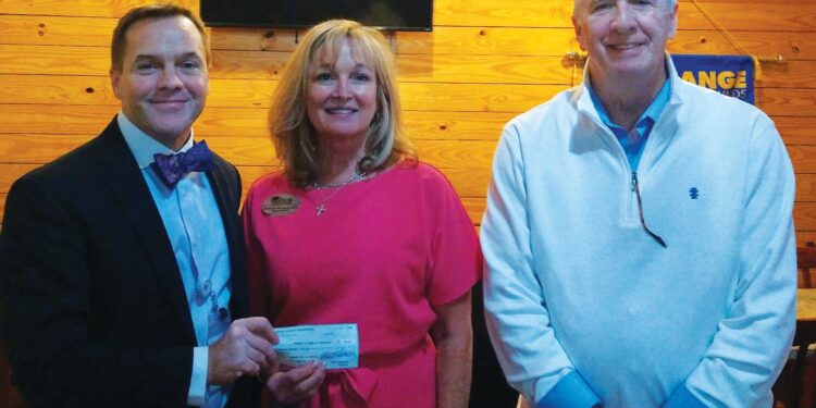 Warnock speaks to Exchange