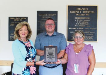Emanuel Medical Center receives Platinum Safety Award
