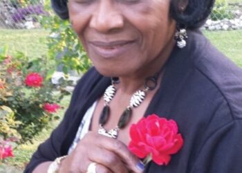 Leneise Bass Davis, 90