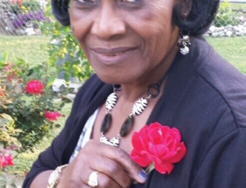 Leneise Bass Davis, 90