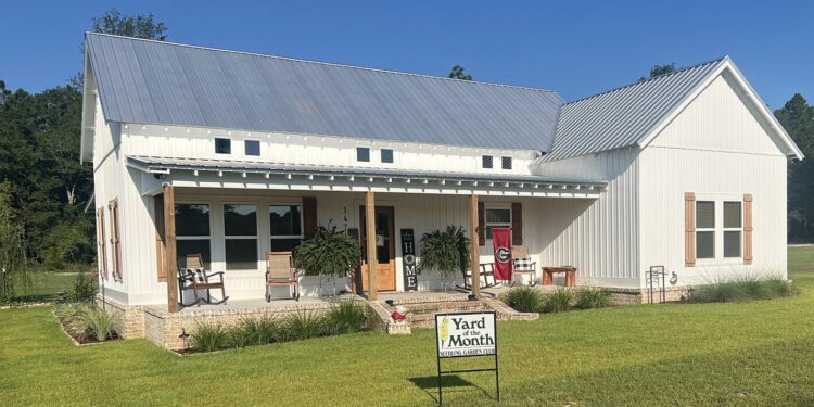 August Yard of the Month