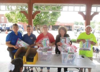 Kiwanis supports school supplies giveaway