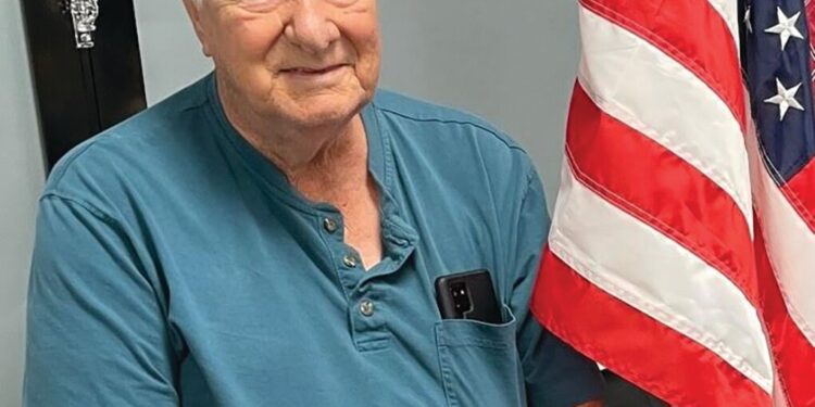 Local veteran Overstreet presents 48-star American Flag to VFW Post 5745