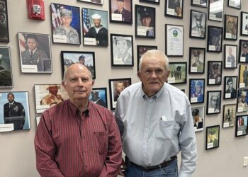 Moore speaks to Veterans