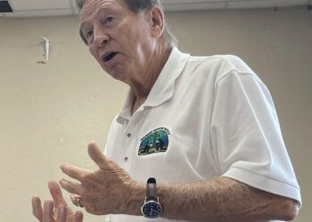 Reynolds speaks to Veterans