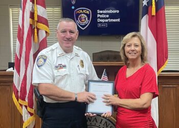 Sumner named 2024 District 7 Administrative Assistant of the Year