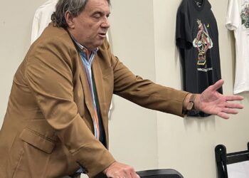 Daughtry speaks to Fall Line