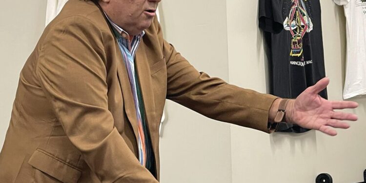 Daughtry speaks to Fall Line