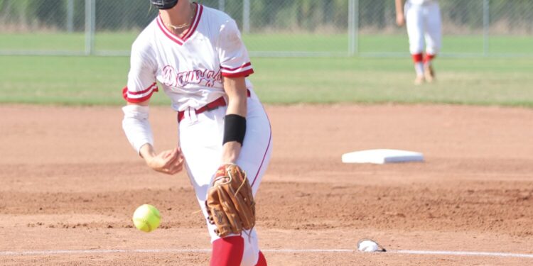 Lady Dawgs in the heart of region schedule