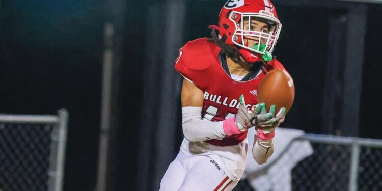 Bulldogs win first meeting against Savannah