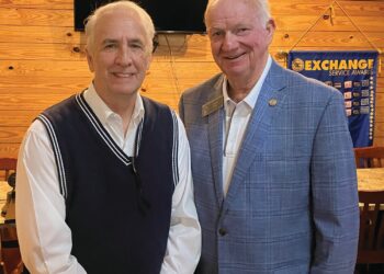 Senator Burns speaks to Exchange