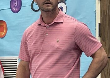 Singletary speaks to Veterans